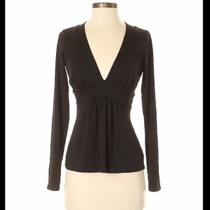 Susana Monaco black long sleeve v-neck size XS